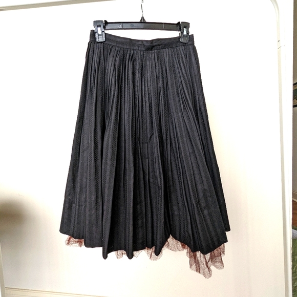 Vintage black 50s skirt - Picture 1 of 1